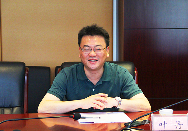 3我校党委宣传部部长叶丹介绍相关工作经验和成效.jpg