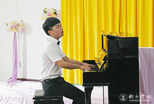 我校艺术学院举办高雅艺术进校园暨教学改革音乐会