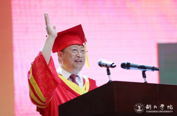4、校长侯长林讲话.JPG