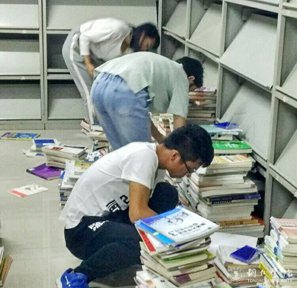 我校图书馆开展2017届毕业生捐书活动