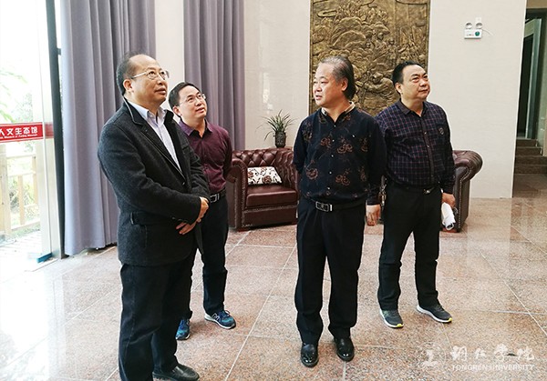 QQ图片20171030224339.jpg